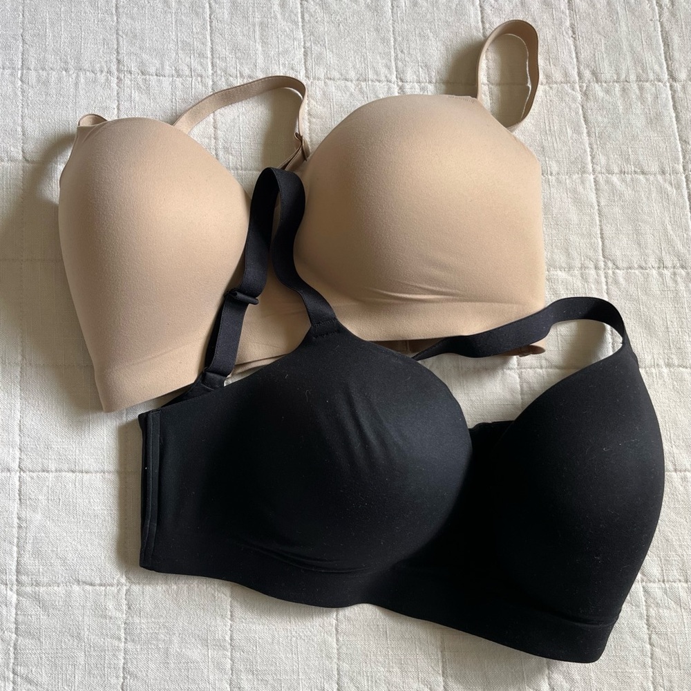 Bundle of 2 Soma Enbliss Wireless bras 34DDD